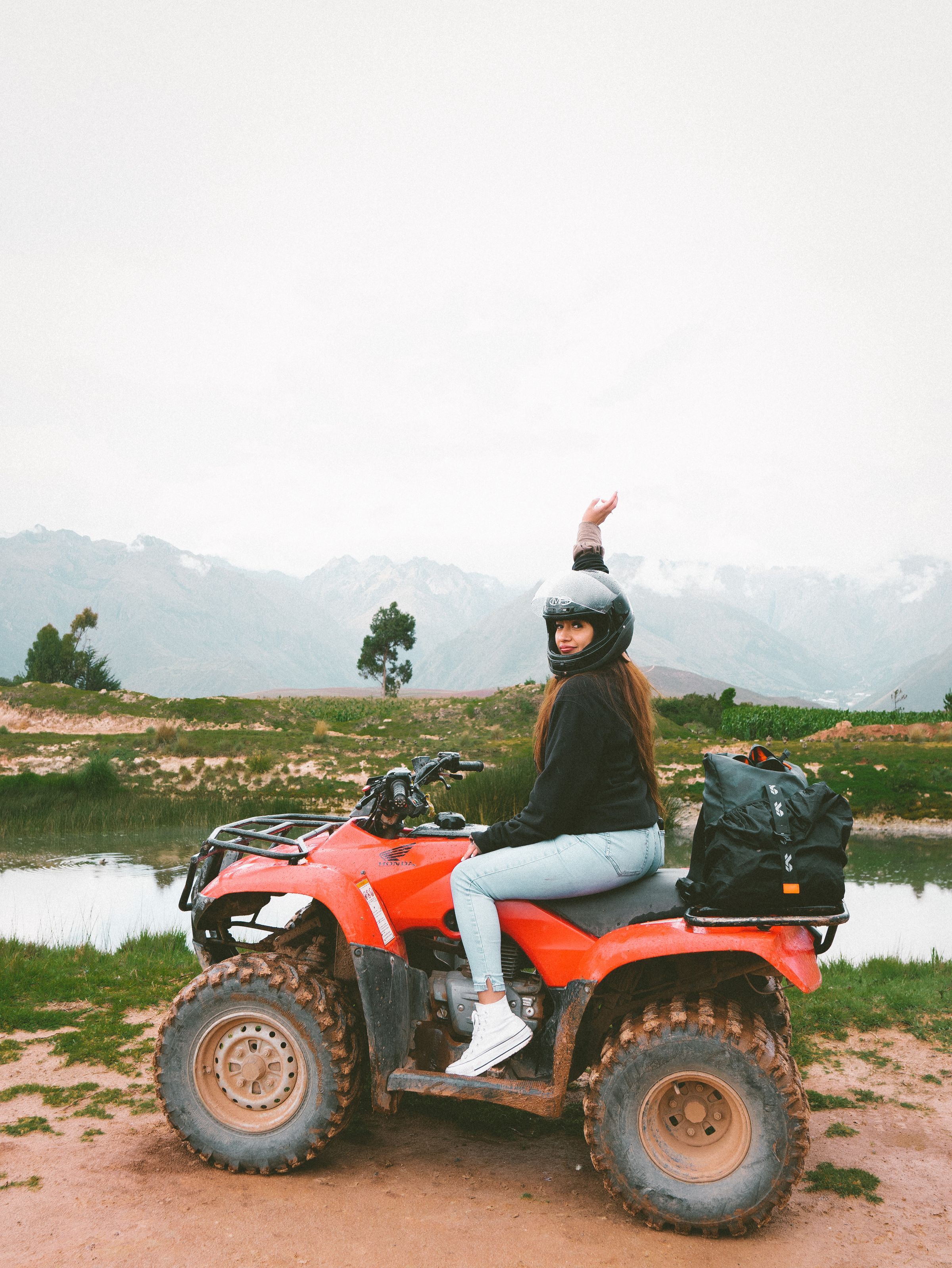 ATV pe traseu montan